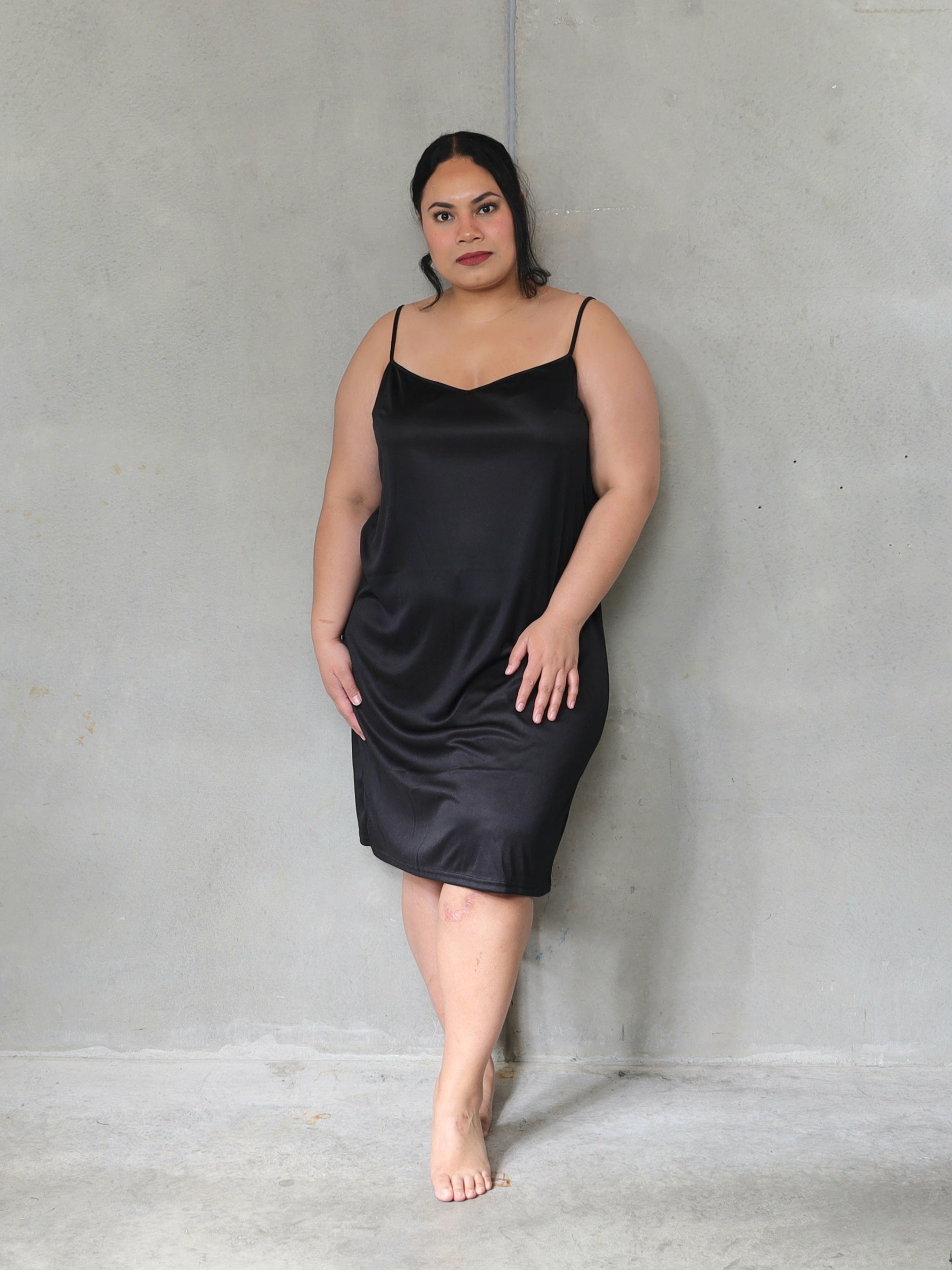 Isla Maree Willow Dress - Black  NZ Plus Size Fashion – Isla-Maree